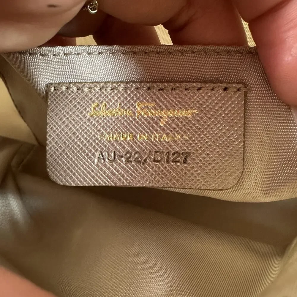 Salvatore Ferragamo Carrie Vara Shoulder Bag Womens Small Beige Leather Italy